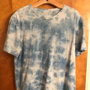 Mossimo blue tie dye tee